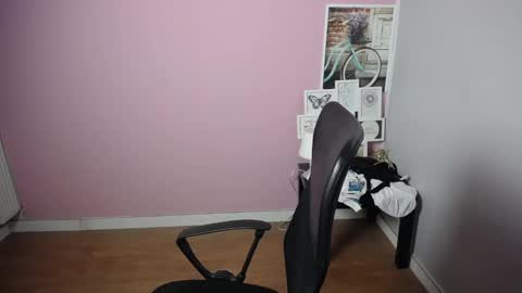 viktoria_lovely online show from 12/28/24, 10:03