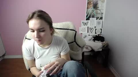 viktoria_lovely online show from 02/18/25, 09:10