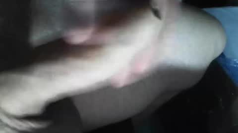 Snapshot of viktorklubb chatting on 10/18/25, 02:25 online show from 10/18/25, 02:25