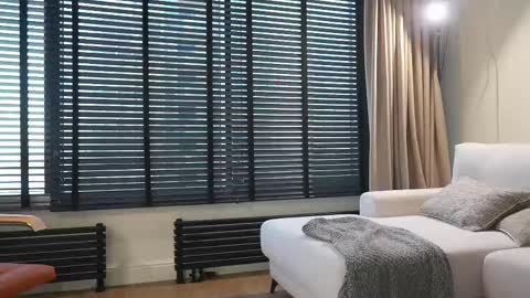 Lana online show from 02/18/25, 11:33