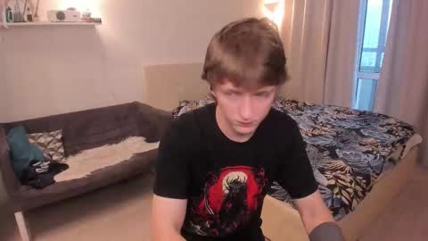 Dimoooooon online show from 10/31/25, 09:43