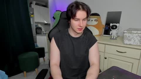 Vincent Strong online show from 05/04/26, 07:15