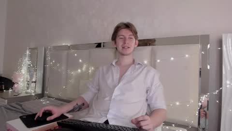 Vincent online show from 10/10/25, 05:50