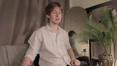 Vincent online show from 10/12/25, 05:50