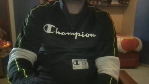 vic online show from 11/10/25, 02:05