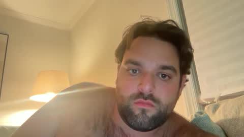 Snapshot of vinfaro27 chatting on 09/21/25, 01:07 Vinfaro27 online show from 09/21/25, 01:07