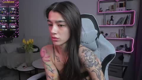 vinkitinkii online show from 03/12/25, 09:55