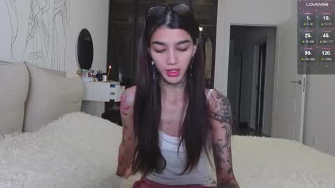 vinkitinkii online show from 11/10/25, 04:11