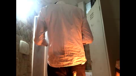 Snapshot of vinmin90 chatting on 02/09/25, 11:46 Zenith online show from 02/09/25, 11:46