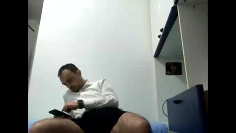 Snapshot of vinmin90 chatting on 09/19/25, 11:38 Zenith online show from 09/19/25, 11:38