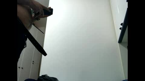 Snapshot of vinmin90 chatting on 10/15/25, 09:37 Zenith online show from 10/15/25, 09:37