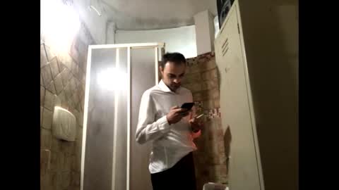 Snapshot of vinmin90 chatting on 10/19/25, 10:54 Zenith online show from 10/19/25, 10:54