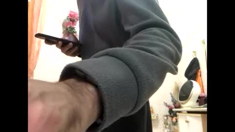 Snapshot of vinmin90 chatting on 10/22/25, 09:53 Zenith online show from 10/22/25, 09:53