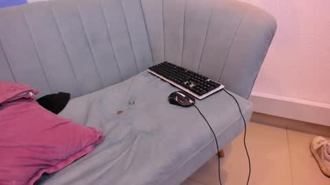 vinniematte online show from 02/08/25, 06:12