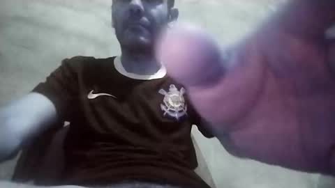 Snapshot of vinysexy chatting on 12/15/25, 09:35 vinysexy online show from 12/15/25, 09:35