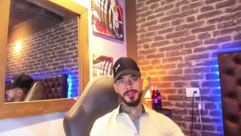 ---Vinzen--- online show from 09/24/25, 05:11