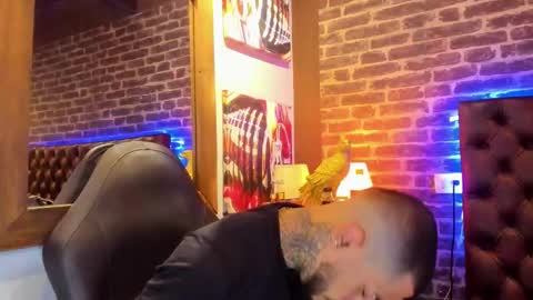 ---Vinzen--- online show from 11/25/25, 04:56