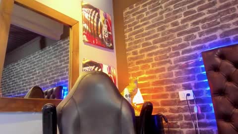 ---Vinzen--- online show from 12/19/25, 09:49