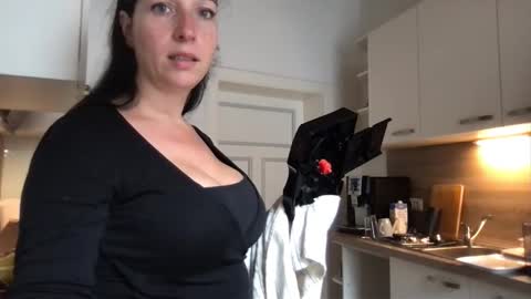 Snapshot of viola_beck chatting on 09/15/25, 07:52 Vio online show from 09/15/25, 07:52