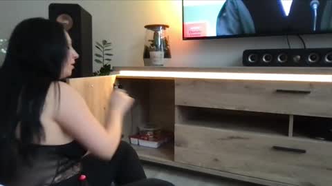 Snapshot of viola_beck chatting on 11/24/25, 09:53 Vio online show from 11/24/25, 09:53