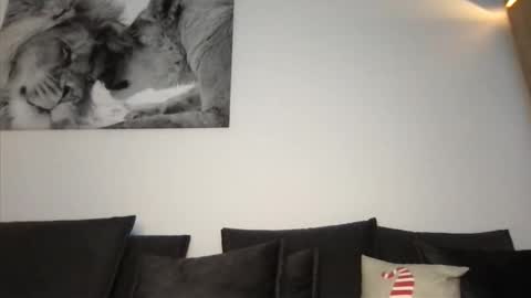 Snapshot of viola_beck chatting on 12/01/25, 05:56 Vio online show from 12/01/25, 05:56