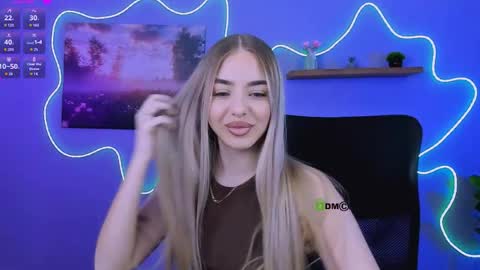 viola_sweet_ online show from 05/30/26, 09:06