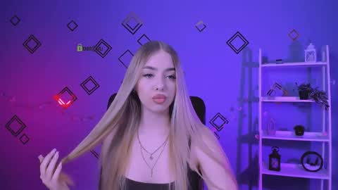 viola_sweet_ online show from 06/05/26, 08:53