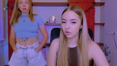 viola_sweet_ online show from 06/21/26, 09:01