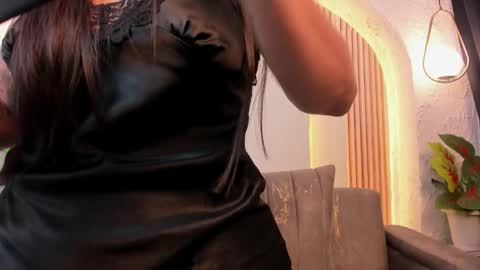 Snapshot of violeet_scottt chatting on 02/28/26, 10:27 Violette online show from 02/28/26, 10:27