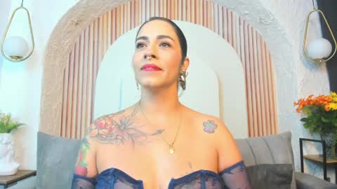 Snapshot of violeet_scottt chatting on 06/03/26, 10:18 Violette online show from 06/03/26, 10:18