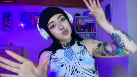 violet online show from 03/31/26, 03:56