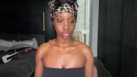 Fantasy Black Girl online show from 05/12/26, 09:50