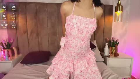 Snapshot of violet_606 chatting on 05/11/26, 02:45 Violeta online show from 05/11/26, 02:45