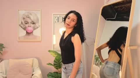 violet__15 online show from 03/27/26, 12:05