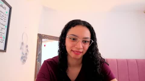 Snapshot of violet__15 chatting on 05/11/26, 12:11 violet__15 online show from 05/11/26, 12:11