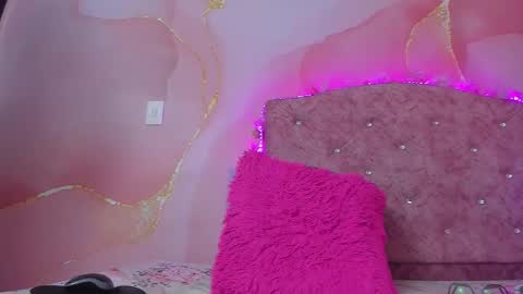 violet__taylor_ online show from 02/21/26, 02:34