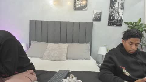 Violet and Myers online show from 09/29/25, 11:26