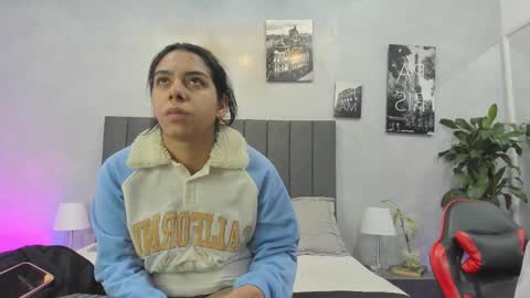 Violet and Myers online show from 09/30/25, 11:15