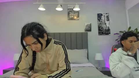 Violet and Myers online show from 10/22/25, 11:21