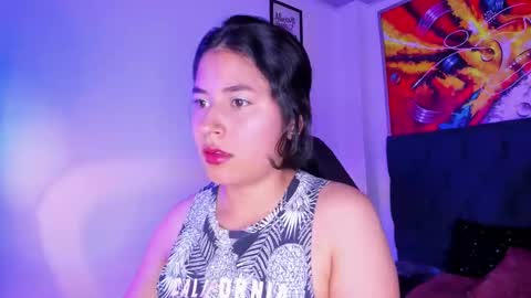 Snapshot of violet_blaze chatting on 09/30/25, 10:09 online show from 09/30/25, 10:09