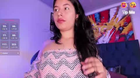Snapshot of violet_blaze chatting on 10/20/25, 10:27 online show from 10/20/25, 10:27