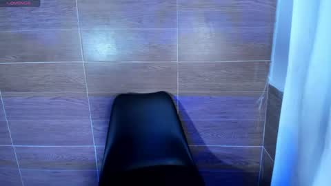 Snapshot of violet_fiore chatting on 06/29/26, 05:35 Violet Fiore online show from 06/29/26, 05:35
