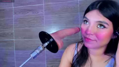 Snapshot of violet_fiore chatting on 07/15/26, 04:12 Violet Fiore online show from 07/15/26, 04:12