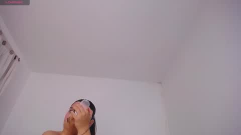 Snapshot of violet_giraldo chatting on 02/08/26, 03:48 violet_giraldo online show from 02/08/26, 03:48