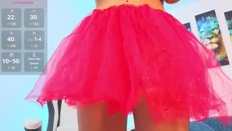 Snapshot of violet_jhonson chatting on 10/07/25, 02:25 violet_jhonson online show from 10/07/25, 02:25