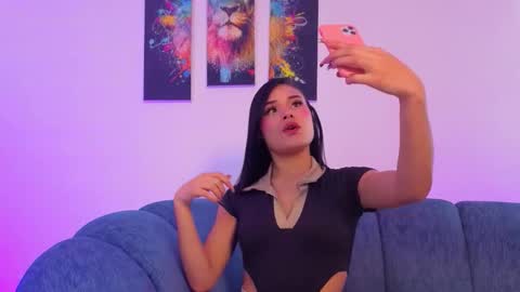 Snapshot of violet_jhonson chatting on 11/01/25, 03:14 violet_jhonson online show from 11/01/25, 03:14