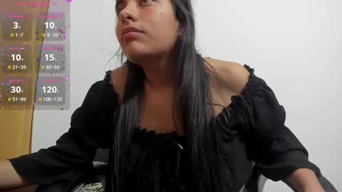 Snapshot of violet_sg chatting on 12/19/24, 10:34 violet online show from 12/19/24, 10:34