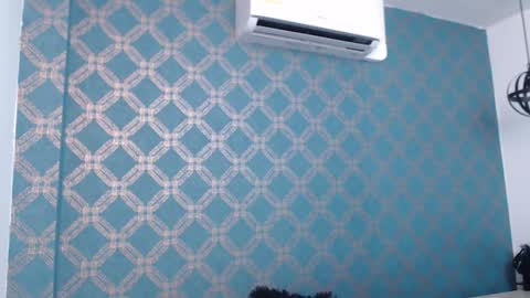 Snapshot of violeta_cute18 chatting on 01/15/25, 01:23 Violeta online show from 01/15/25, 01:23