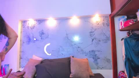 Snapshot of violeta_delavega1 chatting on 09/11/25, 04:23 Violet online show from 09/11/25, 04:23