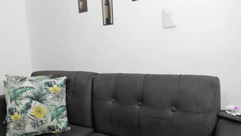 violeta_gracee online show from 11/24/25, 11:37